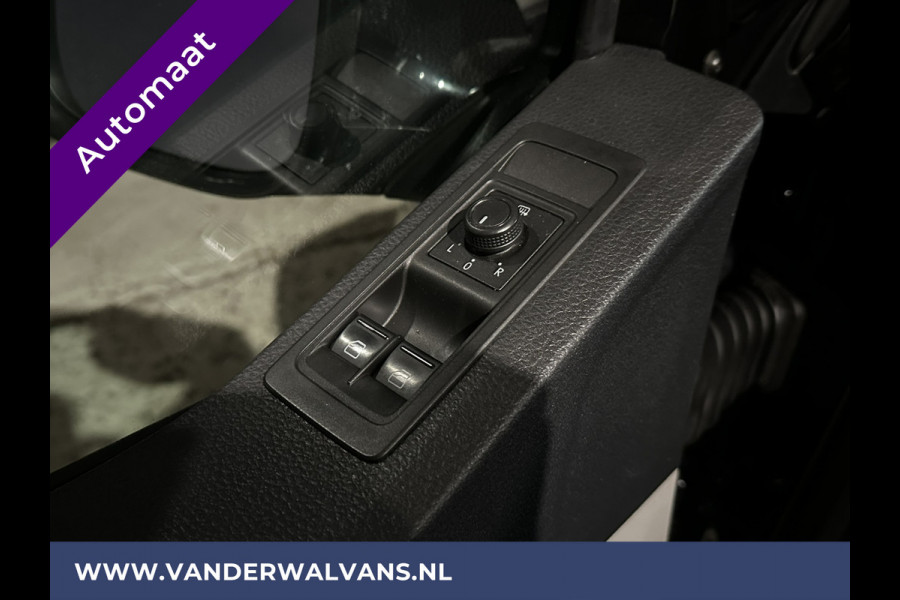 Volkswagen Transporter 2.0 TDI 150pk Automaat **BPM VRIJ voor de Ondernemer** L2H1 inrichting Euro6 Airco | Navigatie Camera, 2500kg trekhaak, Cruisecontrol, Parkeersensoren, Verwarmde voorruit, Achterklep, LM velgen