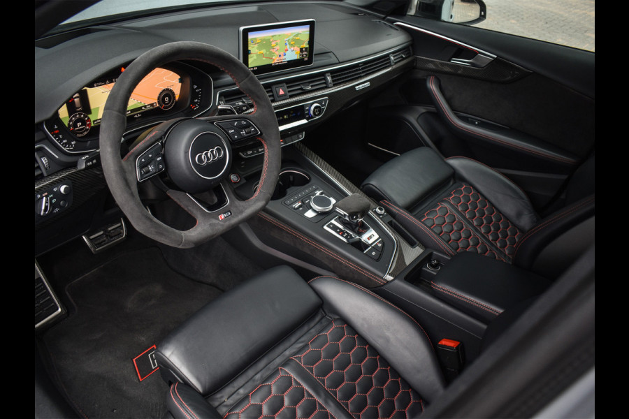 Audi RS4 2.9 TFSI RS 4 QUATTRO | BLACK - OPTIC | CARBON DETAILS | B&O SOUND | HEAD-UP | CAMERA | KERAMISCHE REMMEN | DYNAMIC PACK PLUS |