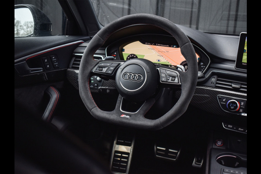 Audi RS4 2.9 TFSI RS 4 QUATTRO | BLACK - OPTIC | CARBON DETAILS | B&O SOUND | HEAD-UP | CAMERA | KERAMISCHE REMMEN | DYNAMIC PACK PLUS |