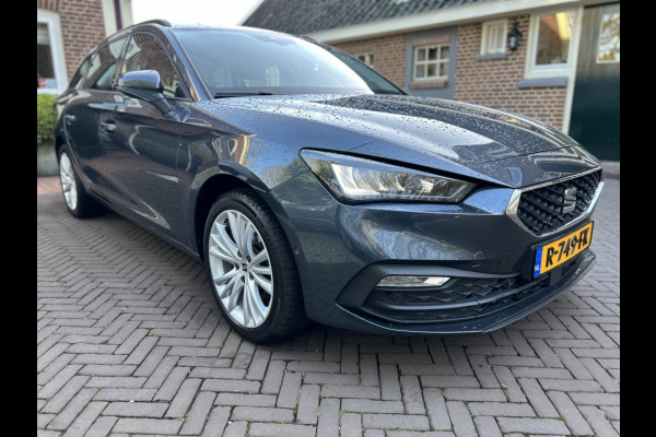 Seat Leon Sportstourer 1.0 TSI 110pk StyleBns Int Camera, Navi, 17" LMV, NL-auto