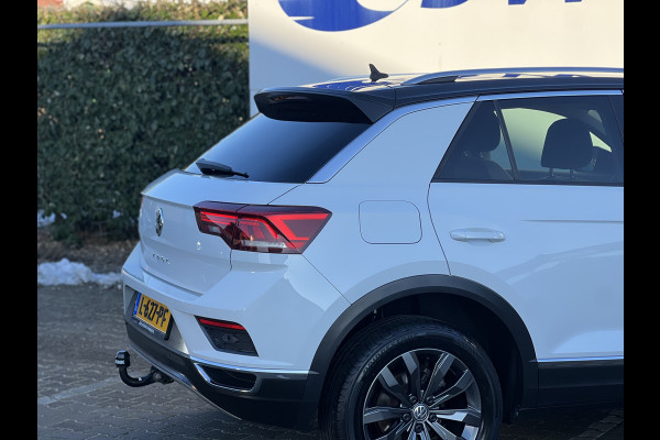 Volkswagen T-Roc 1.5 TSI Sport | Trekhaak | ACC | Navi | Camera | Virtual Cockpit