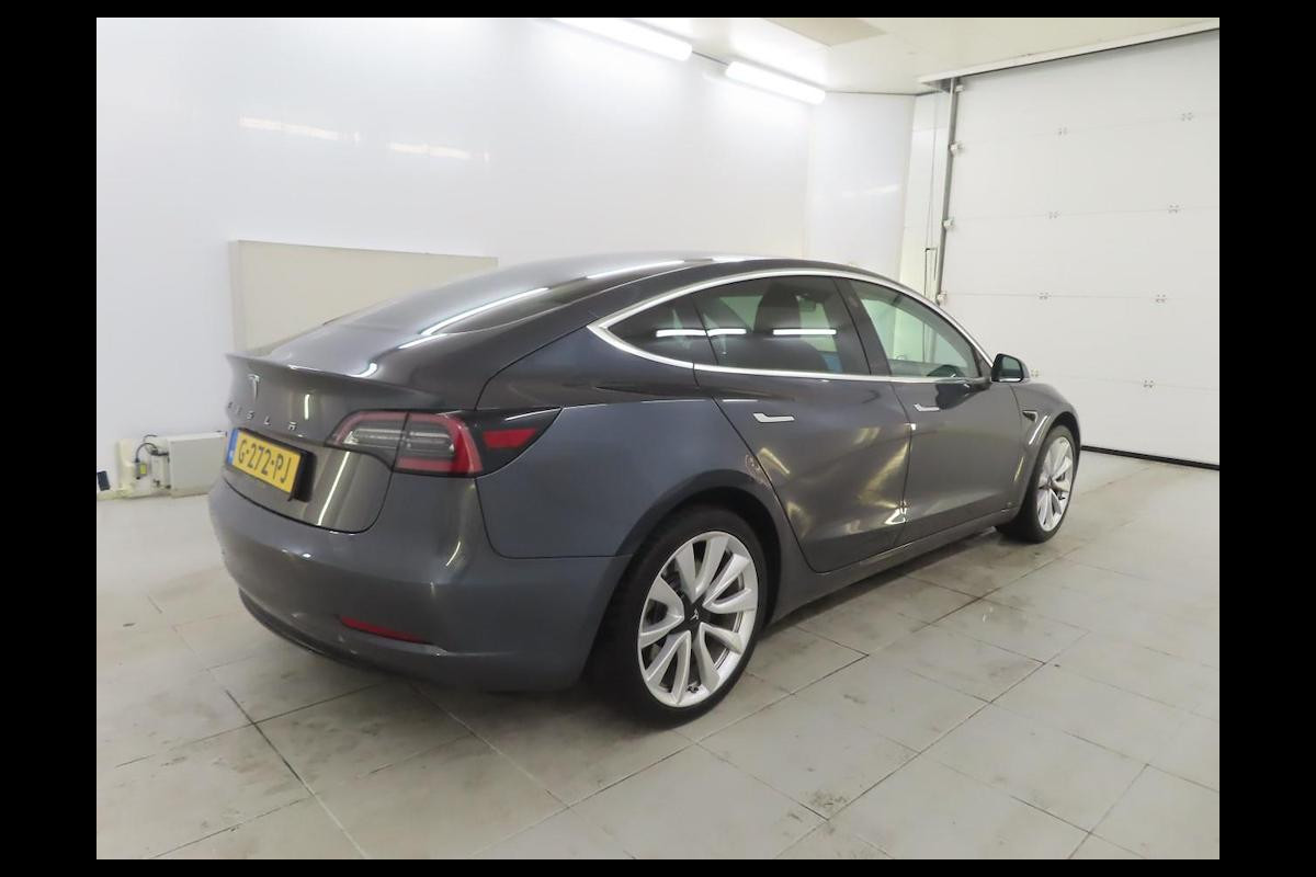 Tesla Model 3 Standard RWD Plus 60 kWh Navigatie Panoramadak Autopilot Camera Parkeersensoren Stoelverwarming Lichtmetalen Velgen 19"