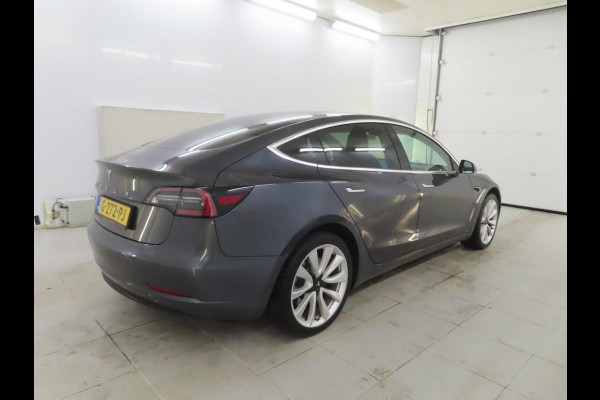 Tesla Model 3 Standard RWD Plus 60 kWh Navigatie Panoramadak Autopilot Camera Parkeersensoren Stoelverwarming Lichtmetalen Velgen 19"