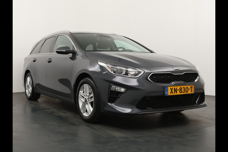 Kia Ceed Sportswagon 1.0 T-GDi DynamicPlusLine - Navigatie - Trekhaak - Stoelverwarming - Privacy Glass - Fabrieksgarantie tot 02-2026