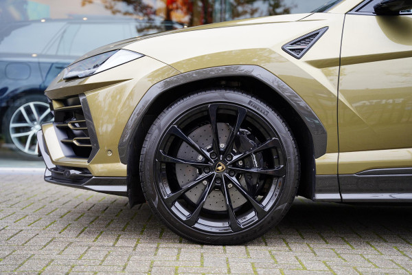 Lamborghini Urus 4.0 V8 NL-Auto Dealer Serviced