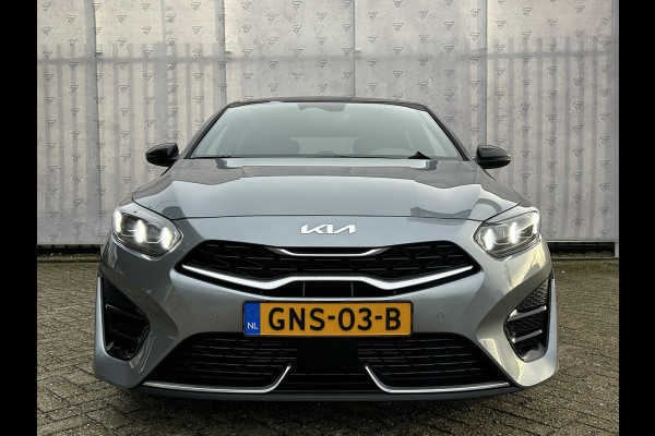 Kia Ceed 1.5 T-GDi GT-PlusLine Panoramadak | Camera | Navi | Stuur-/Stoelverwarming | Leder/Alcantara | 17" Velgen | Clima | Apple CarPlay/Android Auto | Key-Less | PDC | Cruise | LED |