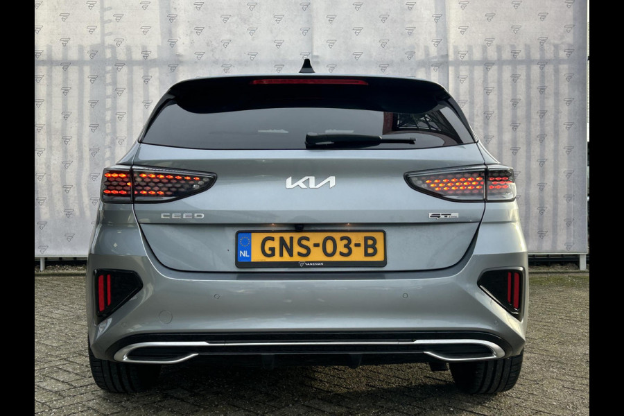 Kia Ceed 1.5 T-GDi GT-PlusLine Panoramadak | Camera | Navi | Stuur-/Stoelverwarming | Leder/Alcantara | 17" Velgen | Clima | Apple CarPlay/Android Auto | Key-Less | PDC | Cruise | LED |