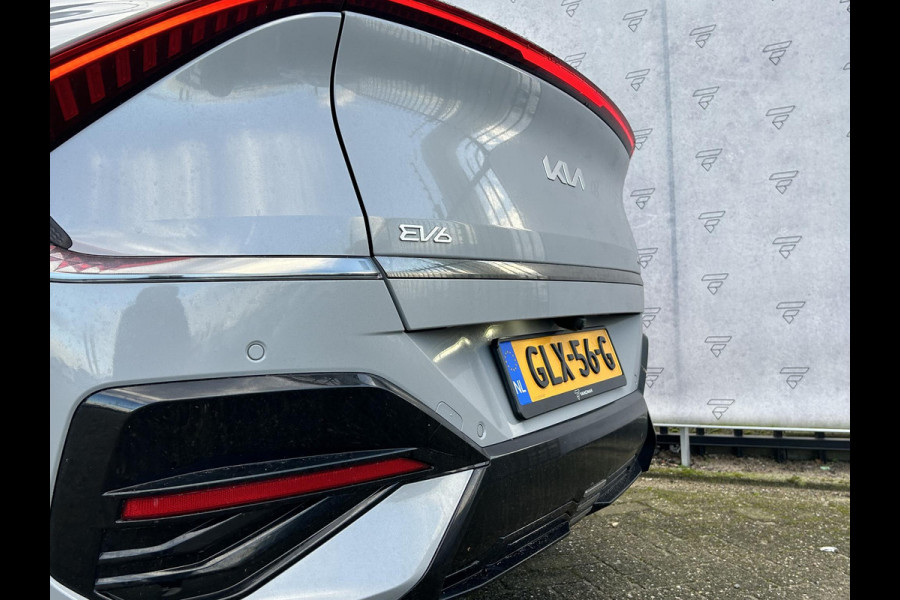 Kia Ev6 GT Line 84 kWh Automaat | Pano | HUD | MeridianSound | 360-Camera | Alcantara/Leder | Memory Seats | Stoelverkoeling | Apple Carplay & Android Auto |