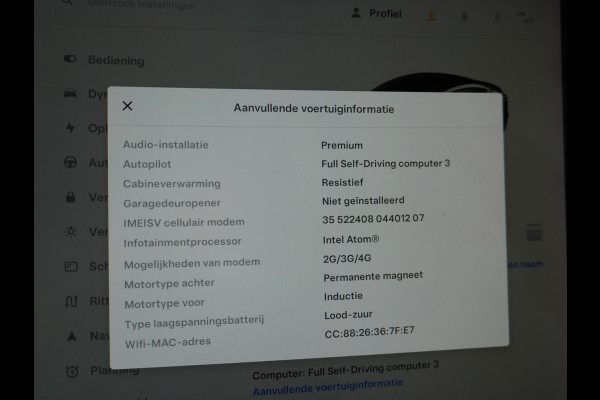 Tesla Model 3 Performance AWD 513pk 0-100 3,4 sec. 20" FSD-vb. AutoPilot Carbon Spoiler Premium-HiFi Pano.dak Camera Leer Adaptive-Cruise+Stop 4wd Rode Remklauwen Carbon-Spoiler Premium Audio Veel grip door 4WD vierwielaandrijving.  Origineel Nederlandse auto ! 1e eigenaar 67000 nieuw