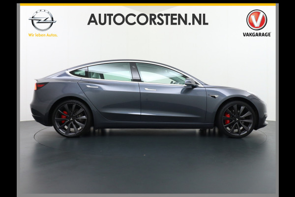 Tesla Model 3 Performance AWD 513pk 0-100 3,4 sec. 20" FSD-vb. AutoPilot Carbon Spoiler Premium-HiFi Pano.dak Camera Leer Adaptive-Cruise+Stop 4wd Rode Remklauwen Carbon-Spoiler Premium Audio Veel grip door 4WD vierwielaandrijving.  Origineel Nederlandse auto ! 1e eigenaar 67000 nieuw