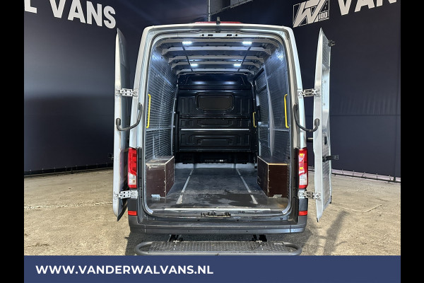 Volkswagen Crafter 2.0 TDI 141pk **BPM VRIJ voor de Ondernemer** L3H3 L2H2 Euro6 Airco | Camera | Cruisecontrol Apple Carplay, Android Auto, Chauffeursstoel, Parkeersensoren, Bijrijdersbank, 3000kg Trekvermogen