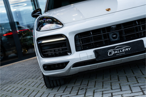 Porsche Cayenne 3.0 E-Hybrid | Panorama | Luchtvering | Sport Chrono | ACC