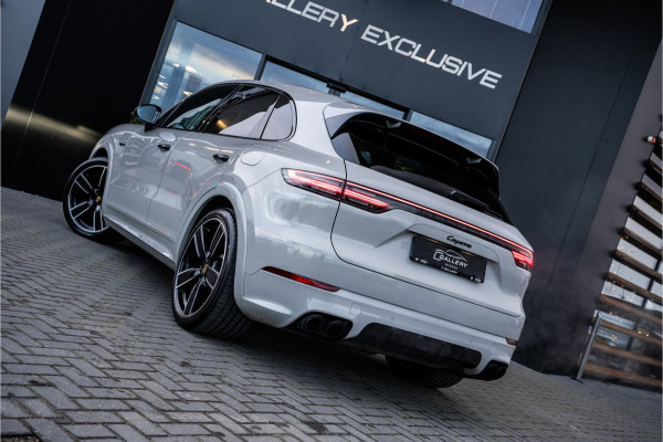 Porsche Cayenne 3.0 E-Hybrid | Panorama | Luchtvering | Sport Chrono | ACC