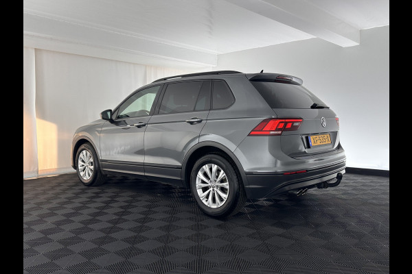 Volkswagen Tiguan 2.0 TDI Comfortline Aut. *PANO | LED-LIGHTS | ADAPTIVE-CRUISE | COMFORT-SEATS | PARKPILOT | ECC | AMBIENT-LIGHT | HEATED-SEATS | PDC | 17''ALU*