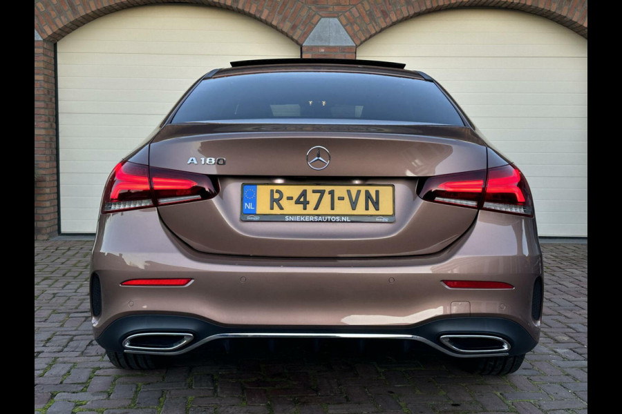 Mercedes-Benz A-Klasse 180 AMG Line