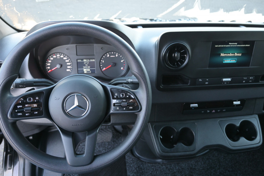 Mercedes-Benz Sprinter 317 CDI L3H2 MBUX met camera en Apple Carplay / Android Auto