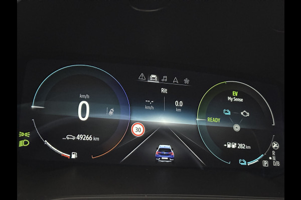 Renault Captur 1.6 E-Tech Plug-in Hybrid 160 Intens PHEV |  Navigatie | Apple Carplay | Camera | Cruise Control | Stoelverwarming | Virtual | L.M. 18" | DAB |