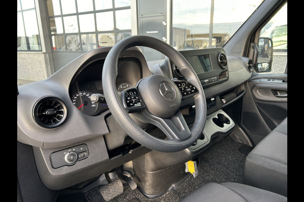 Mercedes-Benz Sprinter 317 CDI L3 H2 MBUX / Camera / Parkeersensoren / Carplay navigatie / Airco / Cruise control / 270 Graden achterdeuren