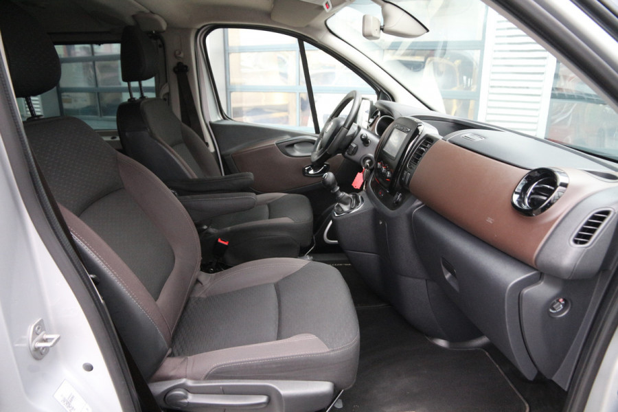 Renault Trafic 1.6 MJ 125 | DC | 2x Schuifdeur | Navi | Camera | Cruise | Airco..