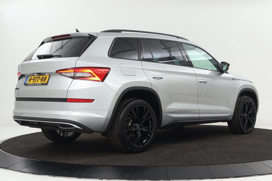 Škoda Kodiaq 1.5 TSI Sportline 7-Persoons | Adaptive cruise | Trekhaak | Stoelverwarming | Camera | Memory | Carplay | Canton Sound | Keyless | Leder/Alcantara | Full LED