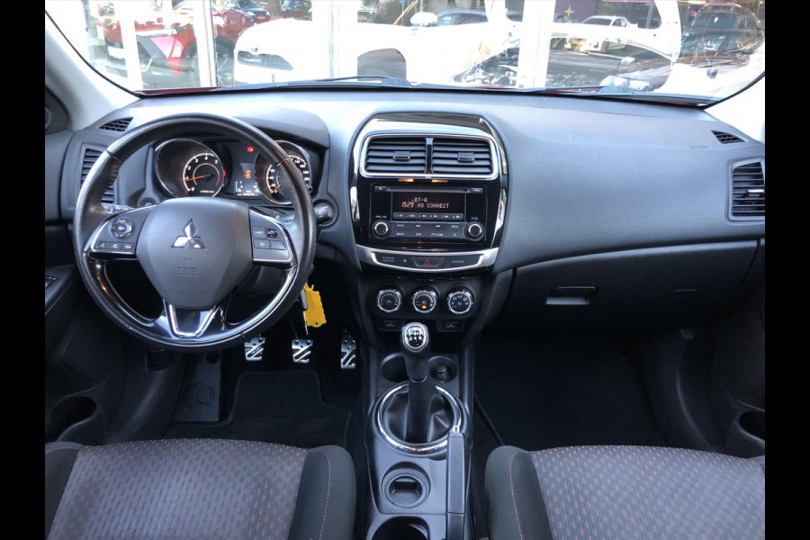 Mitsubishi ASX 1.6 117pk ClearTec Intro edition | Trekhaak, Lichtmetalen velgen, Cruise control, Climate control, Stuurbediening