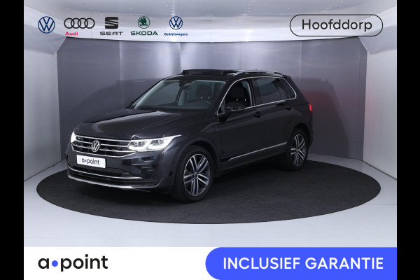 Volkswagen Tiguan 1.4 TSI eHybrid Elegance 245 pk Automaat (DSG) | Navigatie | Panoramadak | Elektr. trekhaak | Parkeersensoren (Park assist) | Achteruitrijcamera | Stoelverwarming |