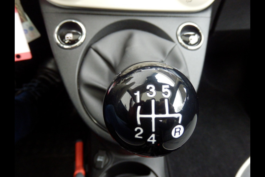 Fiat 500 85pk | Lounge | Navigatie | Cruise ctrl | Panoramadak |