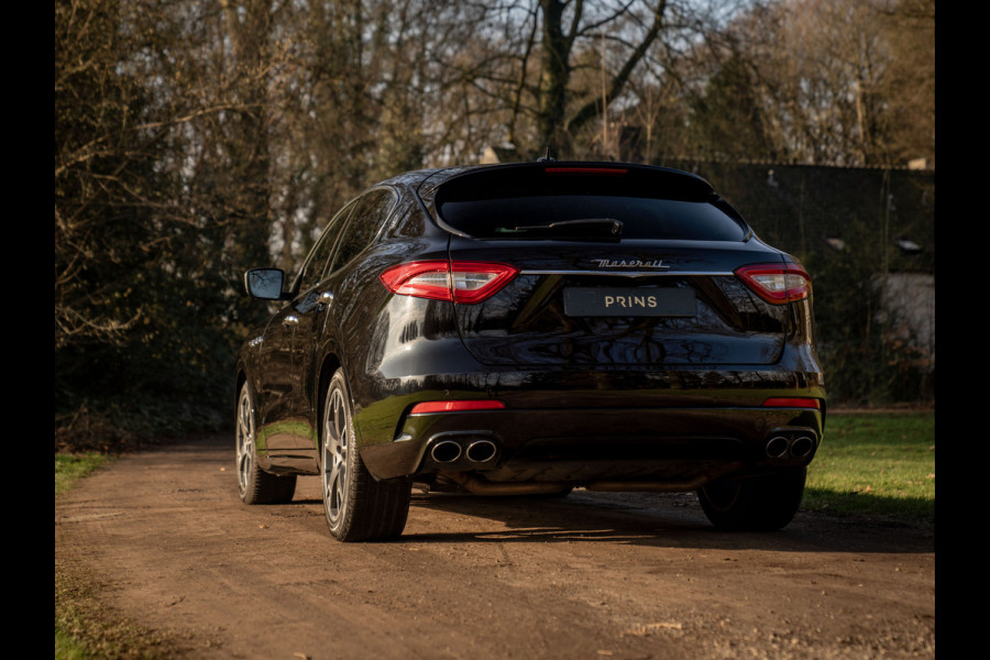 Maserati Levante 3.0 V6 D AWD GranLusso | Luchtvering | Adapt. cruise | CarPlay | Driver Assistance Pack