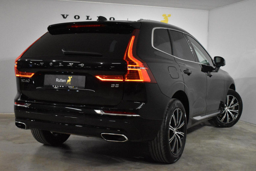 Volvo XC60 B5 264PK Automaat Inscription Navigatie / Head Up display / Adaptive Cruise Control / Stuur en Stoelverwarming / 360 Camera / Parkeersensoren V&A / Lederen bekleding /