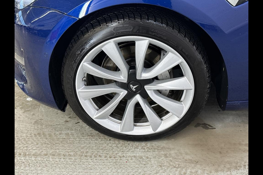 Tesla Model 3 Long Range AWD 75 kWh Trekhaak 19 inch Autopilot