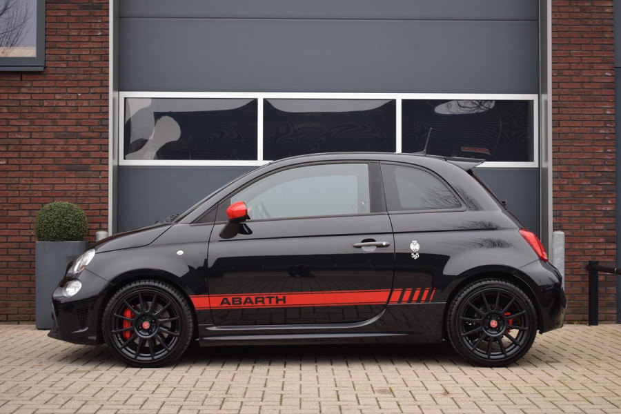 Abarth 500 1.4 T-Jet 595 Competizione 70th Anniversary