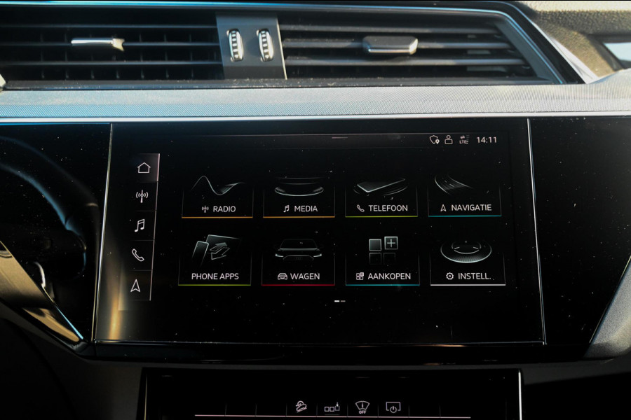 Audi e-tron 55 Quattro *Bang & Olufsen / Soft-Close / Surround-View / Panorama / Head-up Display / Standkachel*