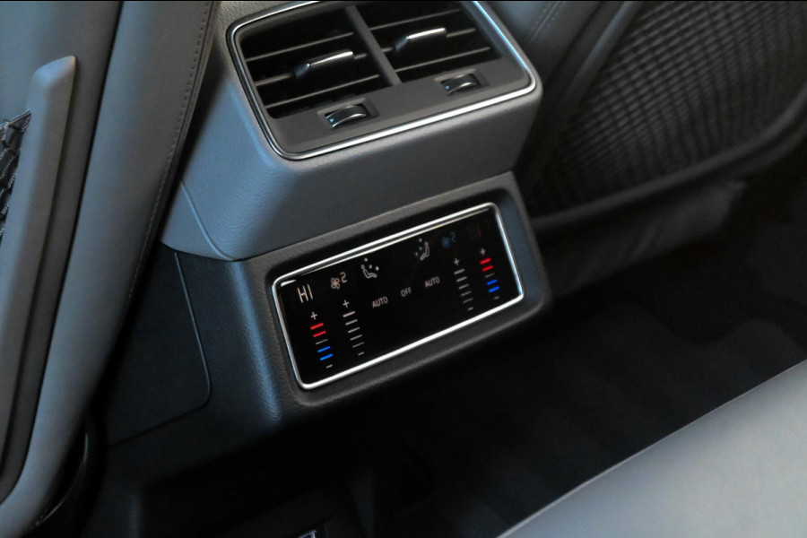 Audi e-tron 55 Quattro *Bang & Olufsen / Soft-Close / Surround-View / Panorama / Head-up Display / Standkachel*