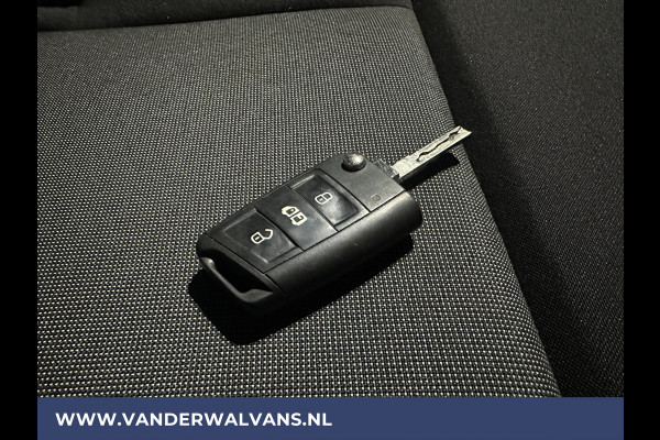 Volkswagen Crafter 2.0 TDI 141pk L3H2 L2H1 Euro6 Airco | Camera | Apple Carplay | Android Auto Parkeersensoren, Bijrijdersbank