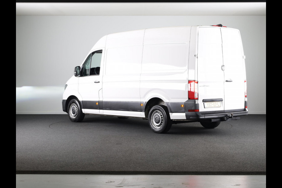 Volkswagen Crafter 35 2.0 TDI L3H3 Highline EURO6 140PK TREKHAAK | NAVI | CAMERA | ALARM