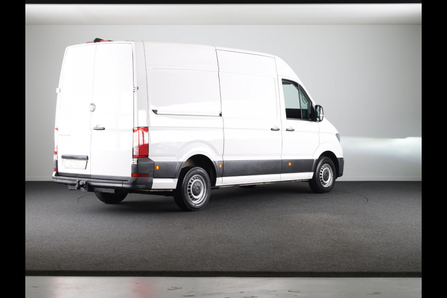 Volkswagen Crafter 35 2.0 TDI L3H3 Highline EURO6 140PK TREKHAAK | NAVI | CAMERA | ALARM