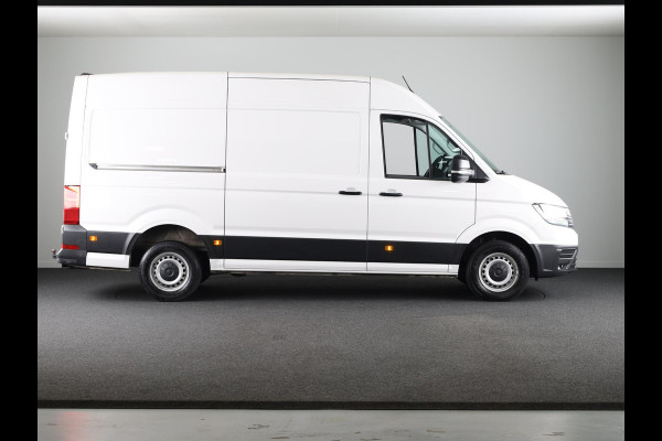 Volkswagen Crafter 35 2.0 TDI L3H3 Highline EURO6 140PK TREKHAAK | NAVI | CAMERA | ALARM