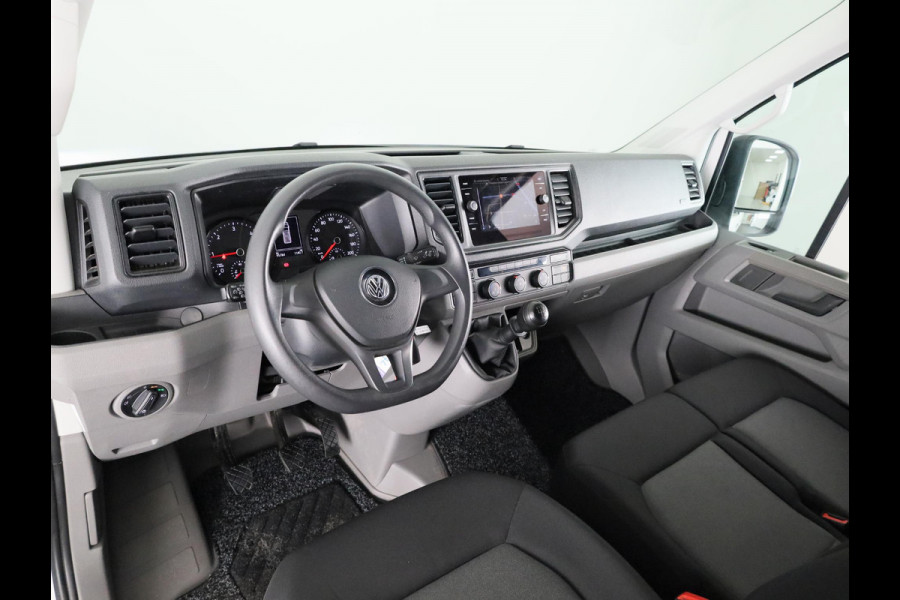 Volkswagen Crafter 35 2.0 TDI L3H3 Highline EURO6 140PK TREKHAAK | NAVI | CAMERA | ALARM