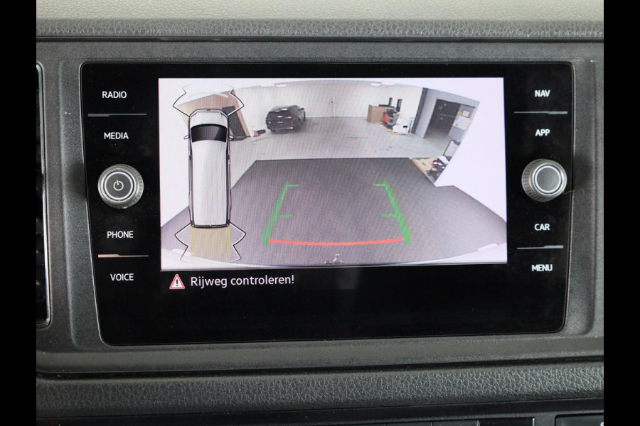 Volkswagen Crafter 35 2.0 TDI L3H3 Highline EURO6 140PK TREKHAAK | NAVI | CAMERA | ALARM