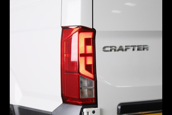 Volkswagen Crafter 35 2.0 TDI L3H3 Highline EURO6 140PK TREKHAAK | NAVI | CAMERA | ALARM