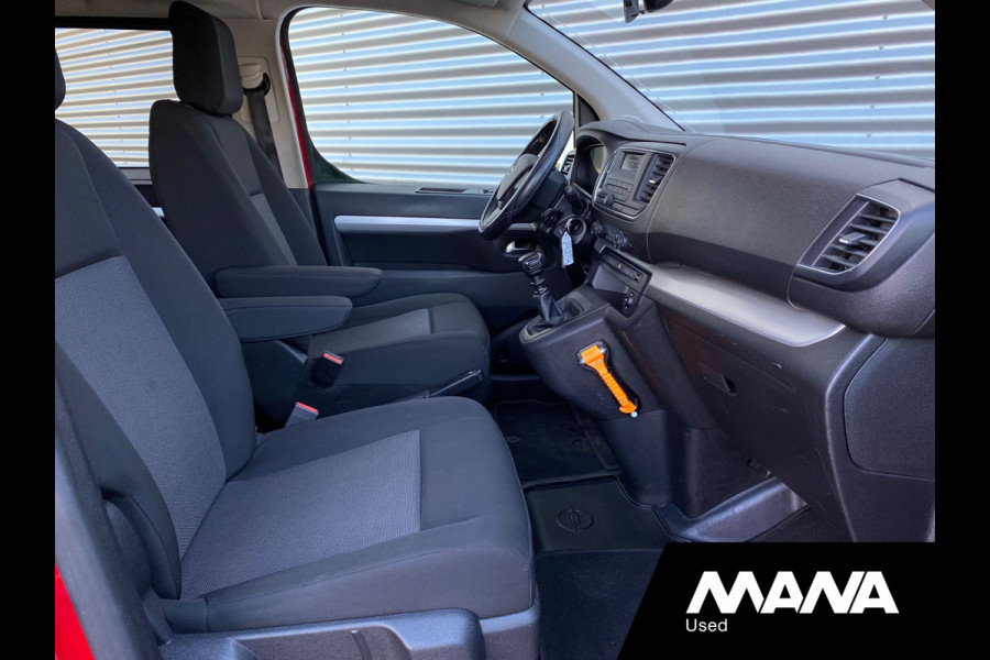 Opel Vivaro 2.0 CDTI L3H1 DC Edition Airco Cruise-Control Bluetooth Trekhaak Sensoren 12V Dodehoek-Assistent Laadruimtebekleding