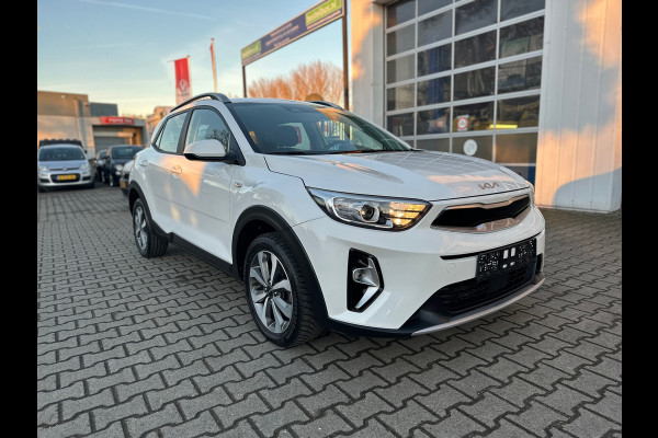 Kia Stonic 1.0 T-GDi MHEV DynamicLine AUTOMAAT (BOVAG/RIJKLAARPRIJS)