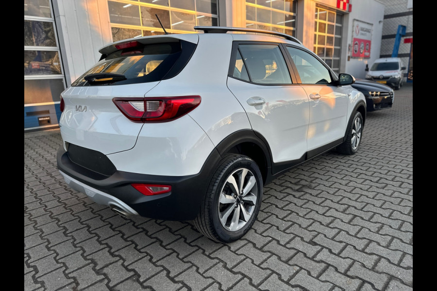 Kia Stonic 1.0 T-GDi MHEV DynamicLine AUTOMAAT (BOVAG/RIJKLAARPRIJS)