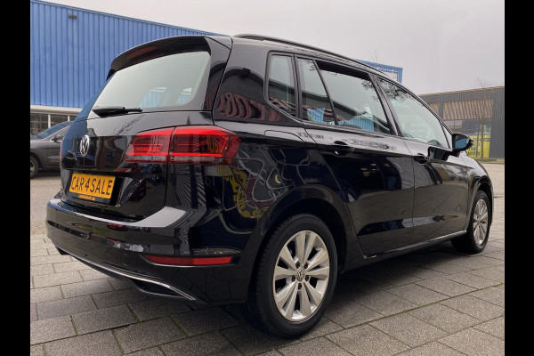 Volkswagen Golf Sportsvan 1.0 TSI Comfortline - AUTOMAAT I Navigatie I Airco I PDC/ Achteruitrij camera I Sport velgen