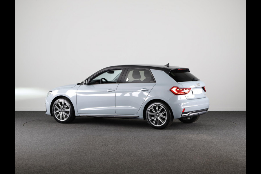 Audi A1 Advanced edition 25 TFSI 70 kW / 95 pk Sportback 7 Ledverlichting voor en achterzijde, optiekpakket zwart, privacy glas