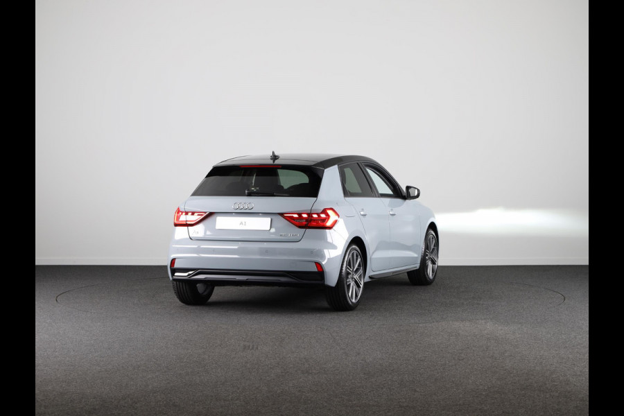 Audi A1 Advanced edition 25 TFSI 70 kW / 95 pk Sportback 7 Ledverlichting voor en achterzijde, optiekpakket zwart, privacy glas