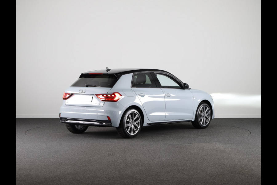 Audi A1 Advanced edition 25 TFSI 70 kW / 95 pk Sportback 7 Ledverlichting voor en achterzijde, optiekpakket zwart, privacy glas