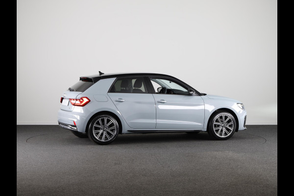 Audi A1 Advanced edition 25 TFSI 70 kW / 95 pk Sportback 7 Ledverlichting voor en achterzijde, optiekpakket zwart, privacy glas