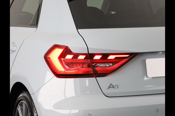 Audi A1 Advanced edition 25 TFSI 70 kW / 95 pk Sportback 7 Ledverlichting voor en achterzijde, optiekpakket zwart, privacy glas