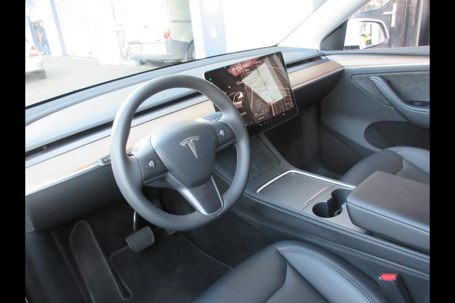 Tesla Model Y Long Range AWD 75 kWh Inclusief BTW
